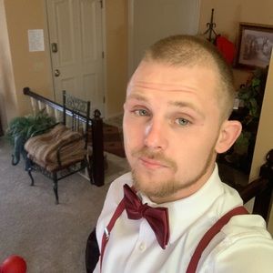 Meet your Posher, Ashton